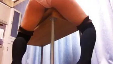 શિઓન કૂપર તે વ્યક્તિને ફક્સ કરે છે જે તેના ટિટ્સ ગુજરાતી દેશી સેક્સ વિડિઓ પર સ્ખલન કરે છે.