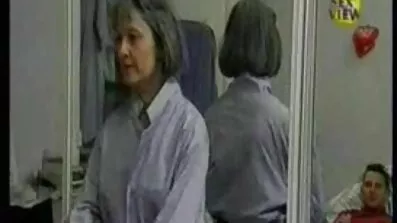 મોટા ગધેડા સાથે ગુજરાતી લાડકી સેક્સી પરિપક્વ સ્ત્રી તેને ભોગવી અને ડિલ્ડો સાથે સ્ખલન કરે છે