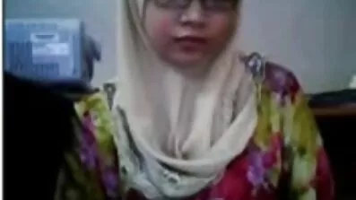 હું એક રશિયન સ્લટ ના ગુદા ગાંધીનગર દેશી સેક્સ માં એક ડિલ્ડો અને એક ટોટી મૂકી