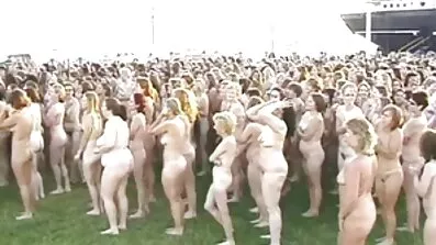 નગ્ન છોકરીઓ તેમના ગુજરાતી પોર્ન સેક્સ નગ્ન ટિટ્સ સાથે એકબીજાને સ્પર્શ કરે છે અને તેનાથી વિલાપ કરે છે