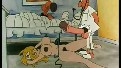 ટેબલ પર એશિયન ગુજરાતી ભાભી xx સુંદરતા અને અમેરિકન માણસના ચુંબન