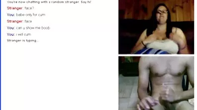 એક મહિલા-રિયલ એસ્ટેટ એજન્ટ ક્લાયન્ટ સાથે એપાર્ટમેન્ટ ભાડે આપે છે અને પુરુષના ગુજરાતી મહિલા સેક્સ મોંમાં પેશાબ કરે છે