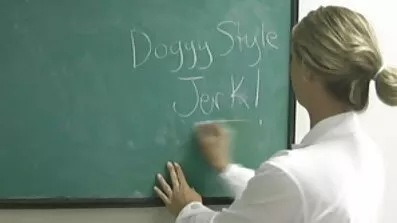 ગધેડા સેક્સ ગુજરાતી વિડિઓ યુવાન એશિયન ટ્રાન્સ કન્યાઓ ચુંબન