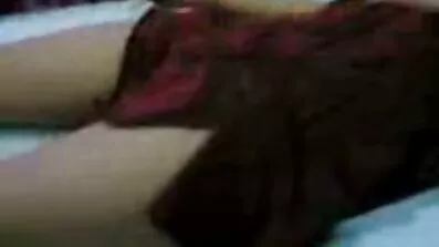 લવચીક xvideo ગુજરાતી રશિયન છોકરી એક માણસ સાથે બિર્ચ સ્થિતિમાં ચુંબન કર્યું