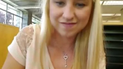 એક પ્રખર ચુંબન માટે ગુજરાતી મહિલાઓ પોર્ન તેમના હિપ્સ ફેલાવતા મોટા ટિટ્સ