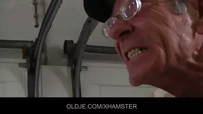 ગુદા ચુંબન વિદ્યાર્થી સમય બેલા ગુજરાતી xxx વિડિઓઝ એક માણસ સાથે વિનમ્ર રીતે વાહિયાત છે