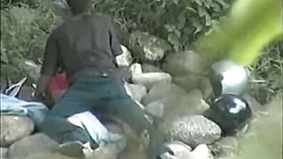 એક સભ્ય અને ગુજરાતી xxx પોર્ન વિડિયો અશ્લીલ સાથે કુદરતી ટિટ્સ સાથે સોનેરી