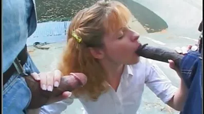 બેબ ગધેડા પર એક વ્યક્તિનું ચુંબન કરે ગુજરાતી હોટ સેક્સ વિડિયો છે, જ્યારે ગુદામાં તેના ફાર્ટ્સ