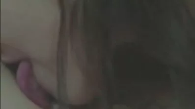 નીચલા પીઠ પર ટેટૂ સાથે લવચીક ગુજરાતી દંપતી સેક્સ સમસ્યા સુંદર પુરુષ વાહિયાત