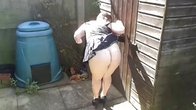 પગ, જે ઉગ્ર ઉત્તેજનાનો અતિરેક તરફ દોરી જાય છે xxx ગુજરાતી ગર્લ