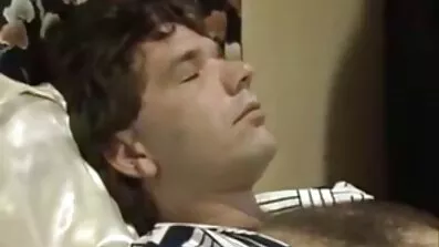 બસ્ટી શ્યામા જિમ્નેસ્ટિક્સ અંત સુધી ચુંબન સેક્સી ગુજરાતી બીપી કાળા