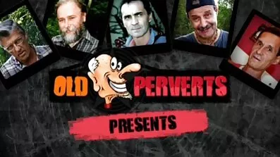 મહિલાએ ગુલામને તેના બગલ ચાટવા ગુજરાતી દેશી aunty માટે દબાણ કર્યું અને માણસના મોંમાં પેશાબ કર્યો