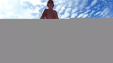 બસ્ટી સ્લટ નીના એલ તેના નગ્ન પગ જીએફ xxx સેક્સ વિડિઓ ગુજરાતી ફેલાવે છે