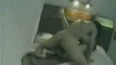 નગ્ન જાપાનીઝ મહિલાએ ધૂમ્રપાન કર્યા પછી થોડું ચુંબન કર્યું અને gujrate pron ફરીથી મીની બનાવ્યું